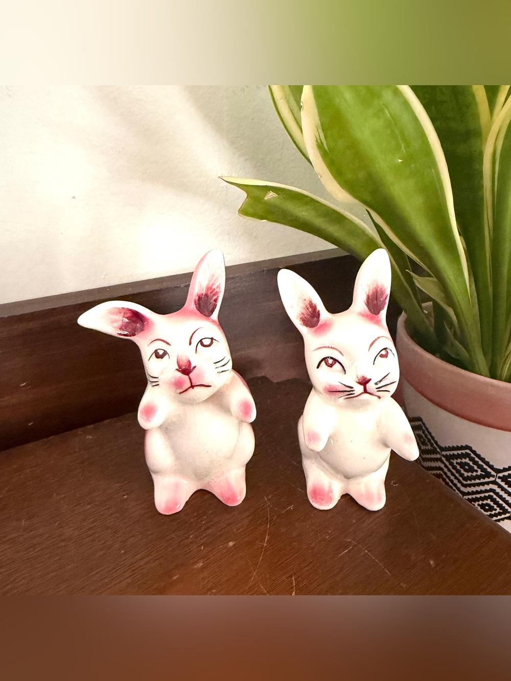 Vintage Japan Bunny Rabbit Salt & Pepper Shakers Pink & White Glazed Ceramic